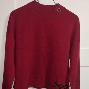 RED SWEATER, MEDIUM SIZE